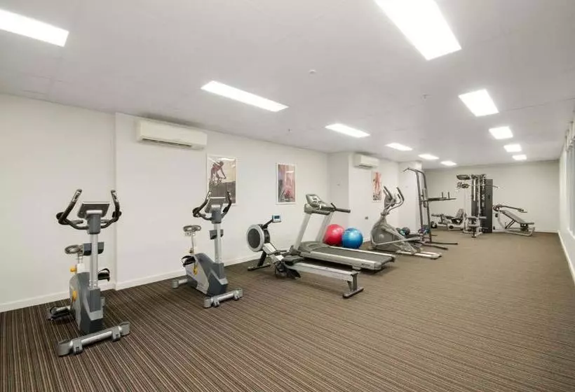 ホテル The Dalgety Apartments