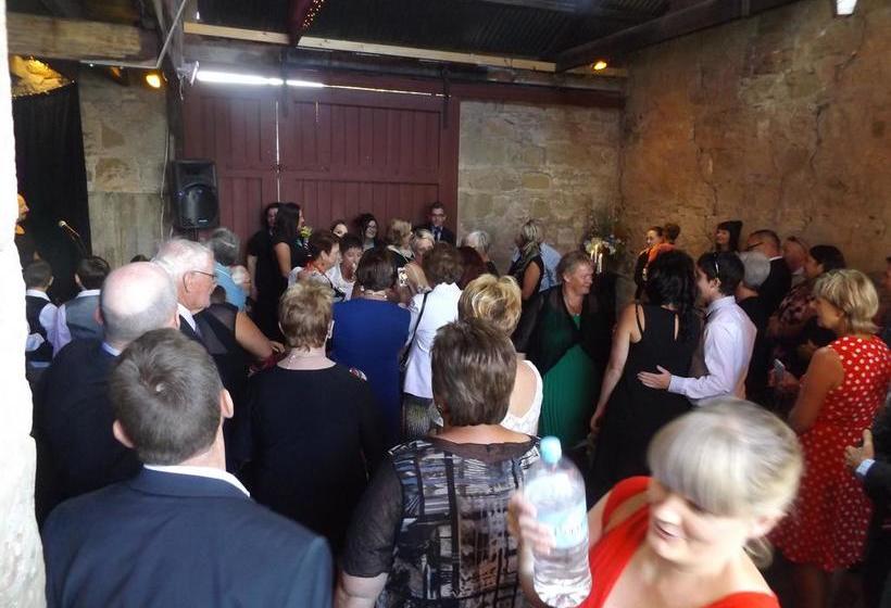 호텔 Gatehouse On Ryrie