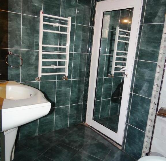 酒店 Guest Rooms Kom