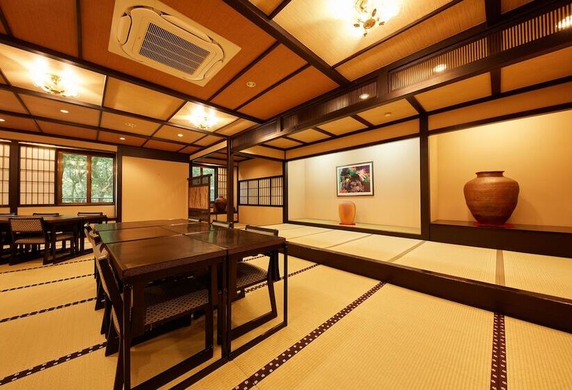 هتل Hana No Omotenashi Nanraku