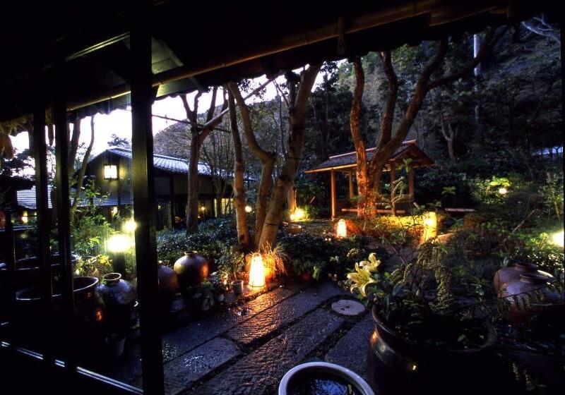 هتل Hana No Omotenashi Nanraku