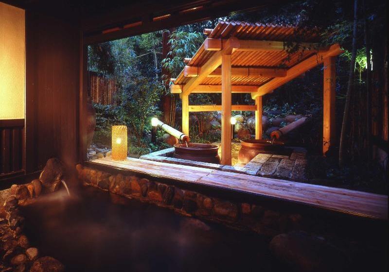 هتل Hana No Omotenashi Nanraku