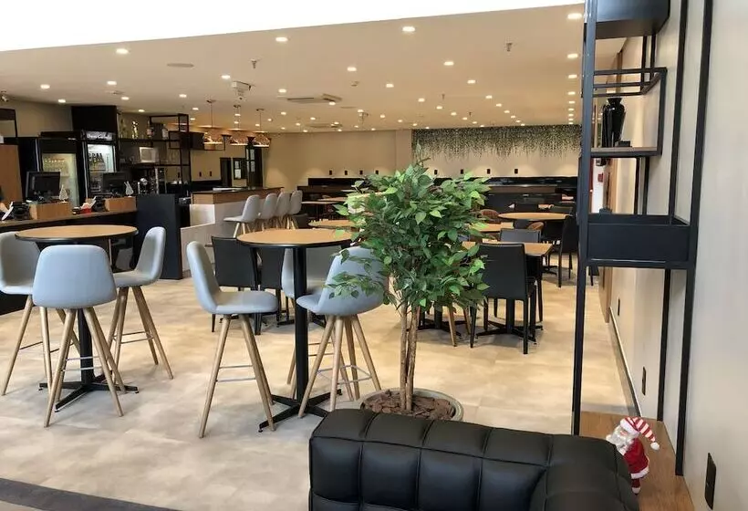 ホテル Ibis Poços De Caldas