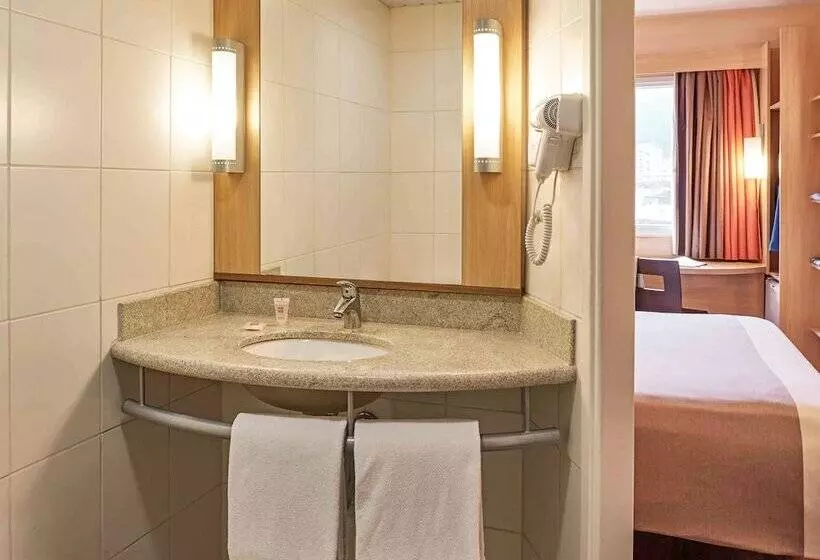 ホテル Ibis Poços De Caldas