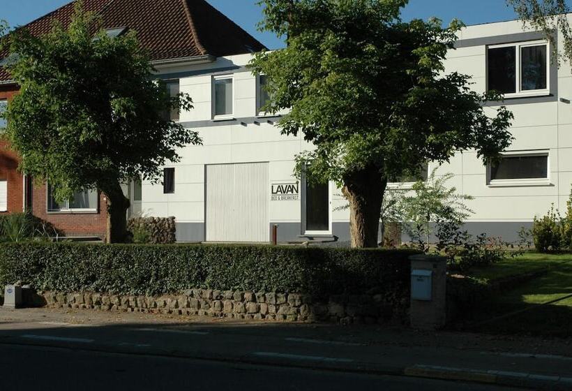 בית מלון כפרי Lavan
