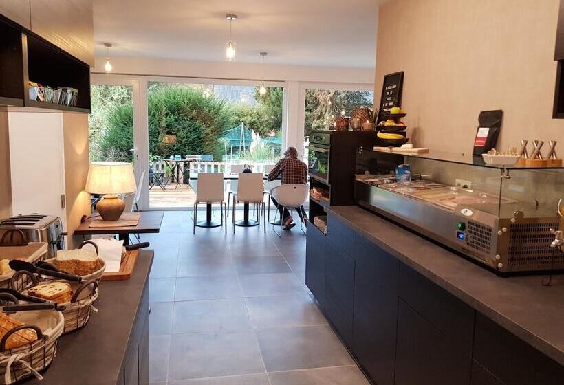 בית מלון כפרי Lavan