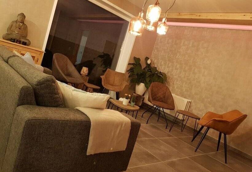 בית מלון כפרי Lavan