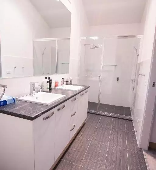 هتل Mildura Holiday Villas