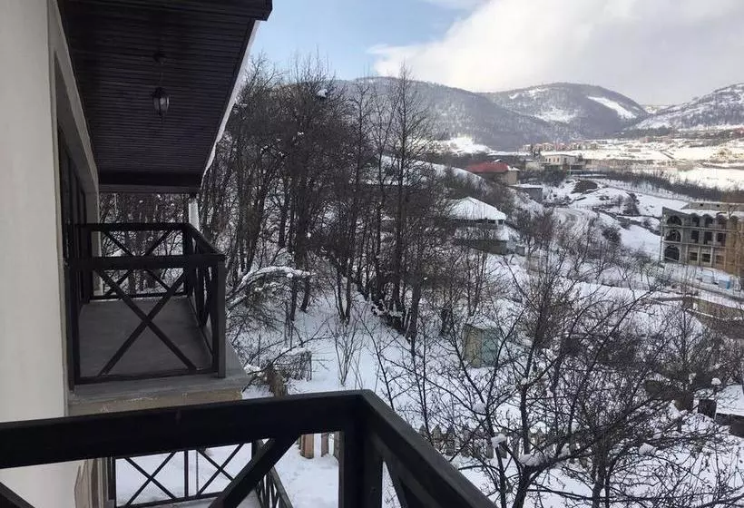 هتل Park Village  & Resort