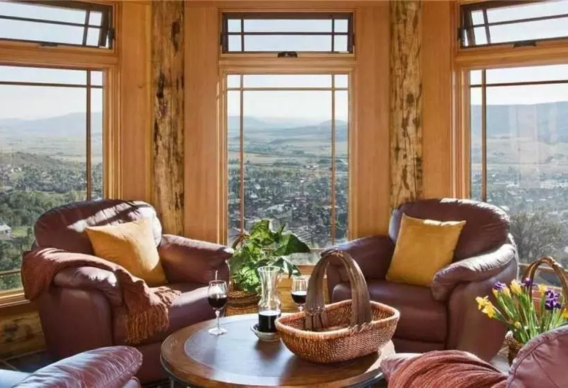هتل See Me Lodge