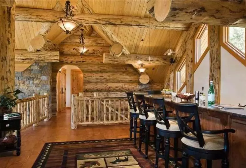 هتل See Me Lodge