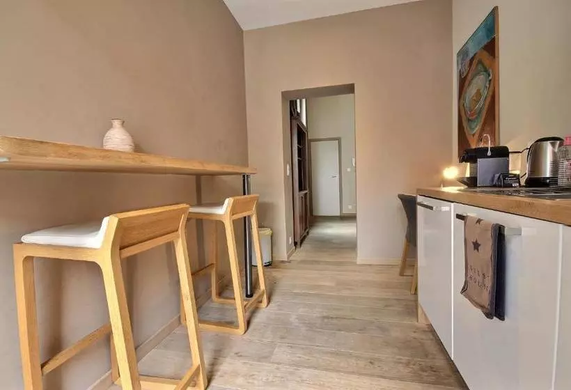 هتل Ze Agency Apartments Liege