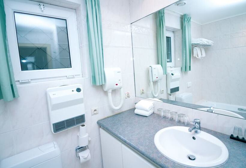 Moby Dick By Wp Hotels