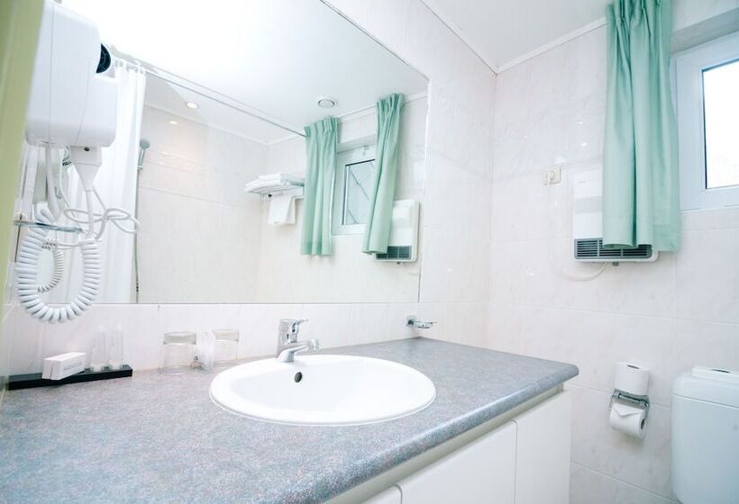 Moby Dick By Wp Hotels