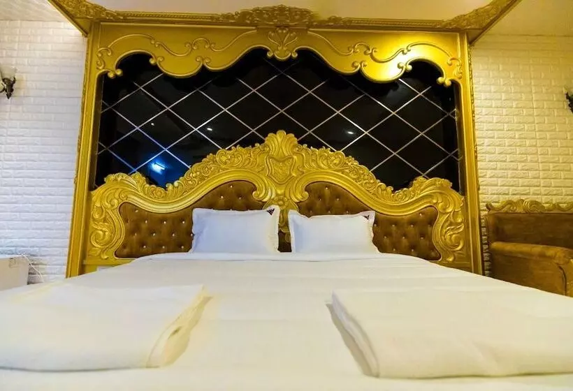 ホテル Vijayarani