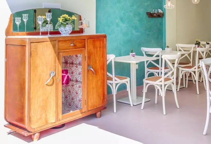 Anemomiloi Andros Boutique