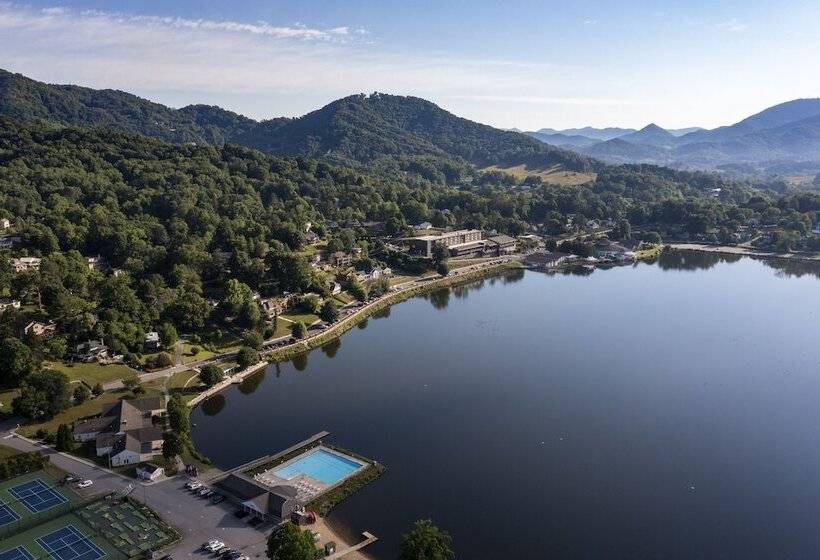 Отель The Terrace At Lake Junaluska