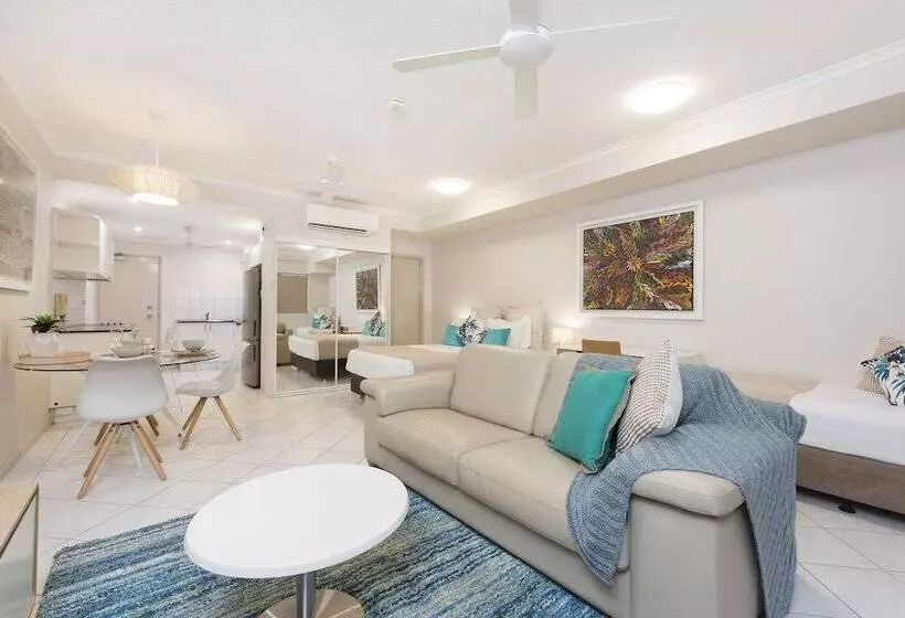 Darwin Executive Studio