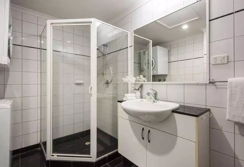 Darwin Executive Studio