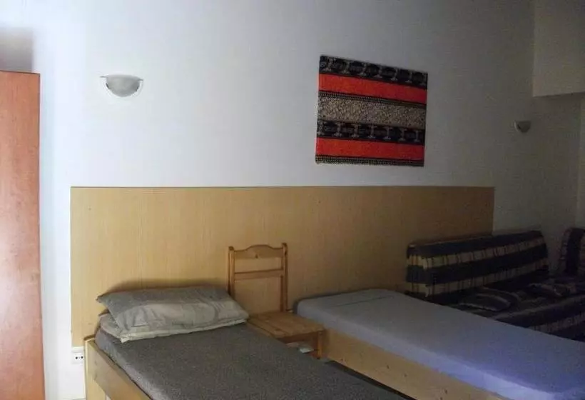 Dourada Studios