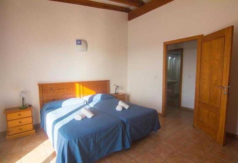Apartments Es Clot Des Forn