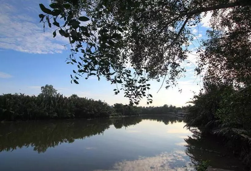 ホテル Baan Suan Nuan Ta
