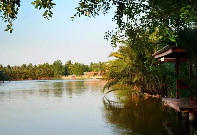 ホテル Baan Suan Nuan Ta