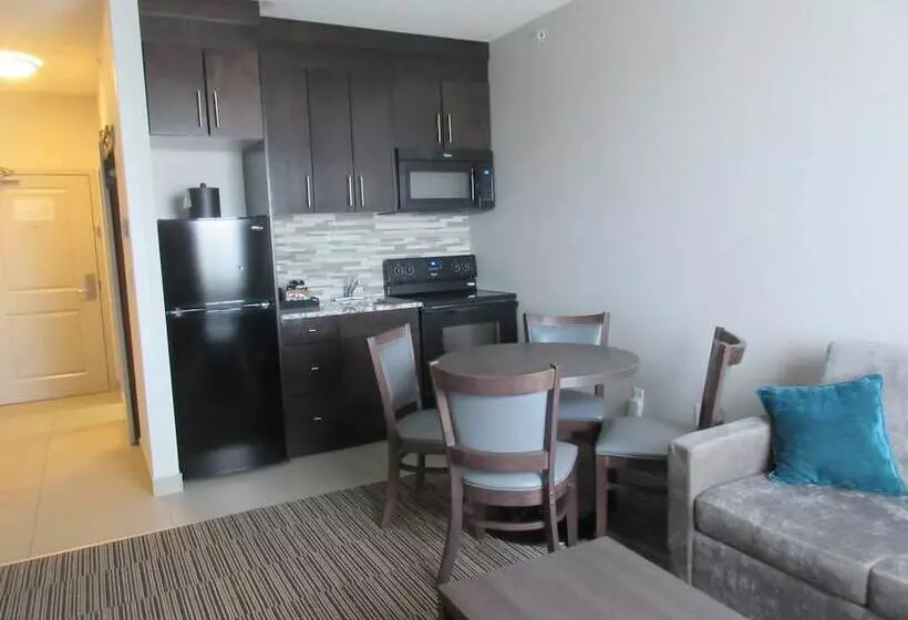 ホテル Best Western Plus Airdrie Gateway