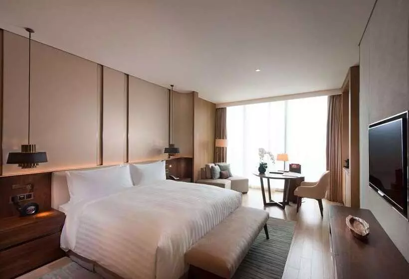 هتل Conrad Xiamen