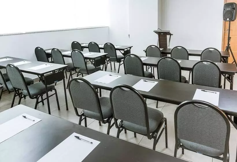 Hotelli Rede Andrade Lapa