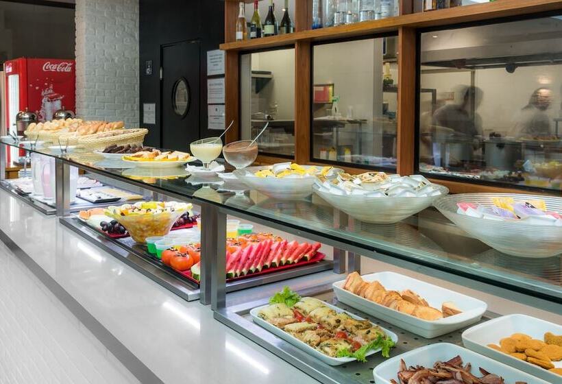 هتل Rede Andrade Lapa