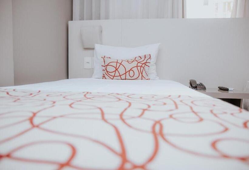 هتل Rede Andrade Lapa