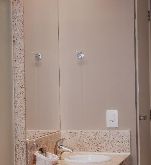 هتل Rede Andrade Lapa