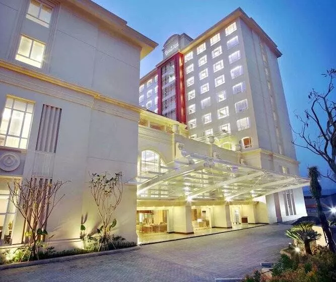 Hotelli Grand Zuri Bsd City