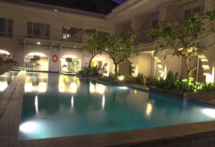 Hotelli Grand Zuri Bsd City