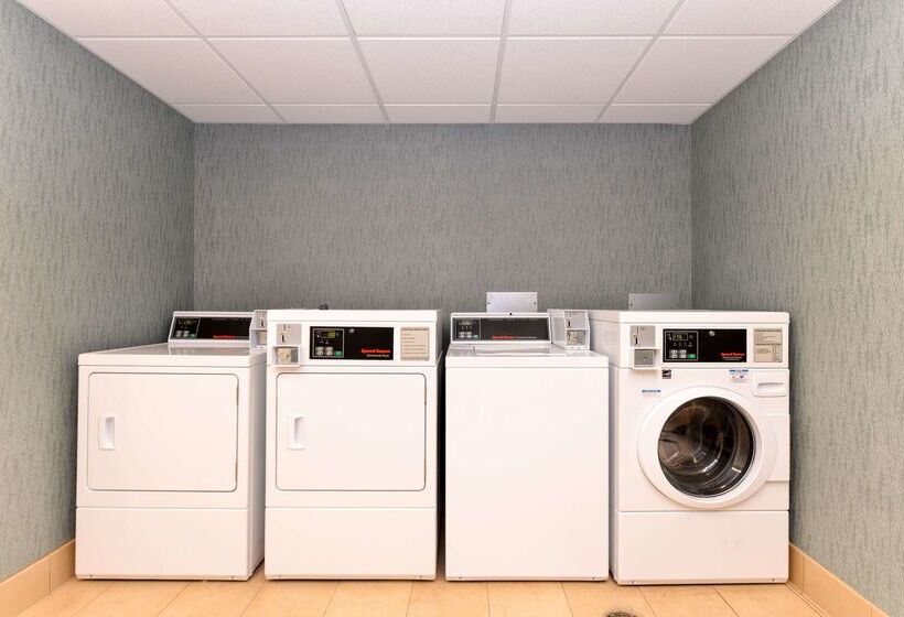 ホテル Hampton Inn & Suites Douglas