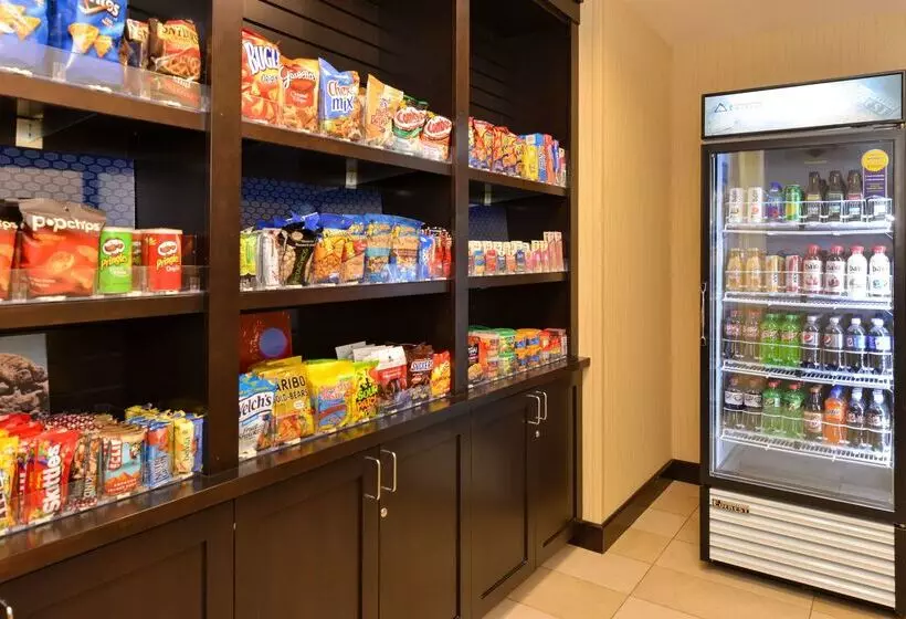ホテル Hampton Inn & Suites Douglas
