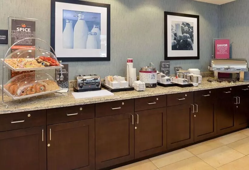 ホテル Hampton Inn & Suites Douglas