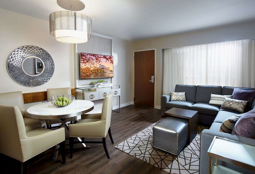 فندق Hilton Club The District Washington D.c
