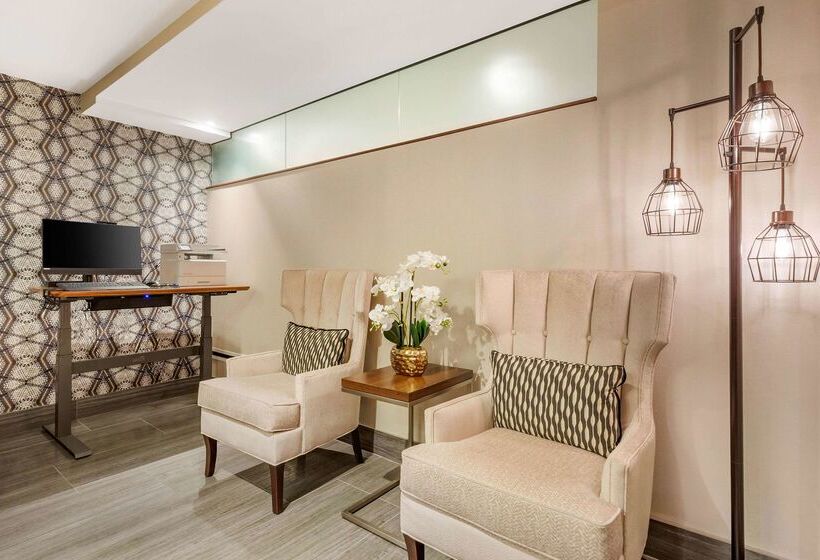 فندق Hilton Club The District Washington D.c