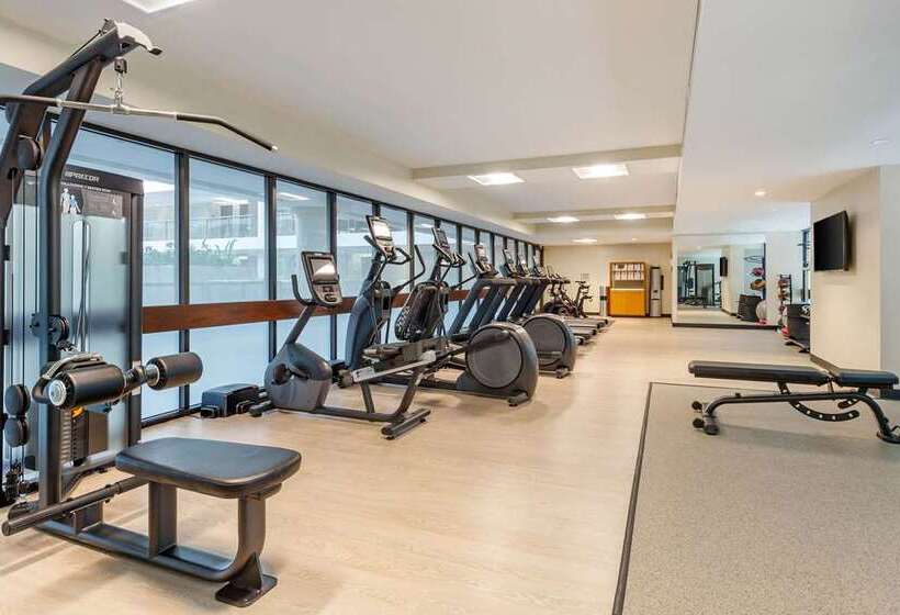 فندق Hilton Club The District Washington D.c