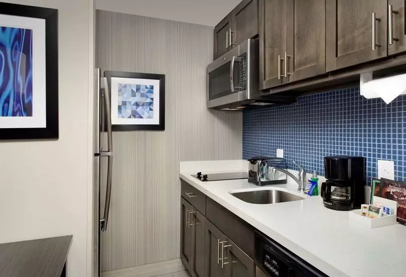 ホテル Homewood Suites By Hilton Metairie New Orleans
