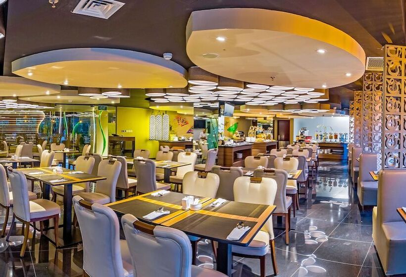 ホテル Infinity8 Bali