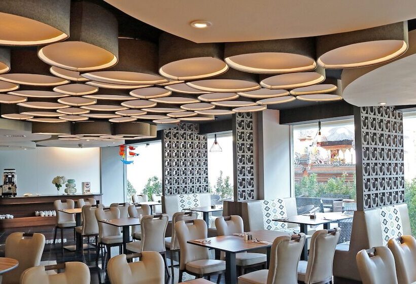 ホテル Infinity8 Bali