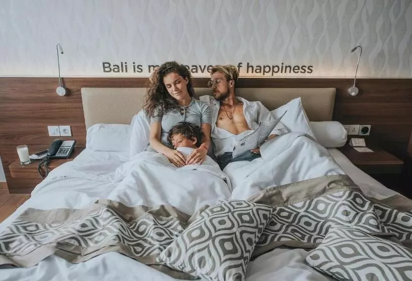 ホテル Infinity8 Bali