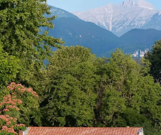 Hotelli Olympios Zeus