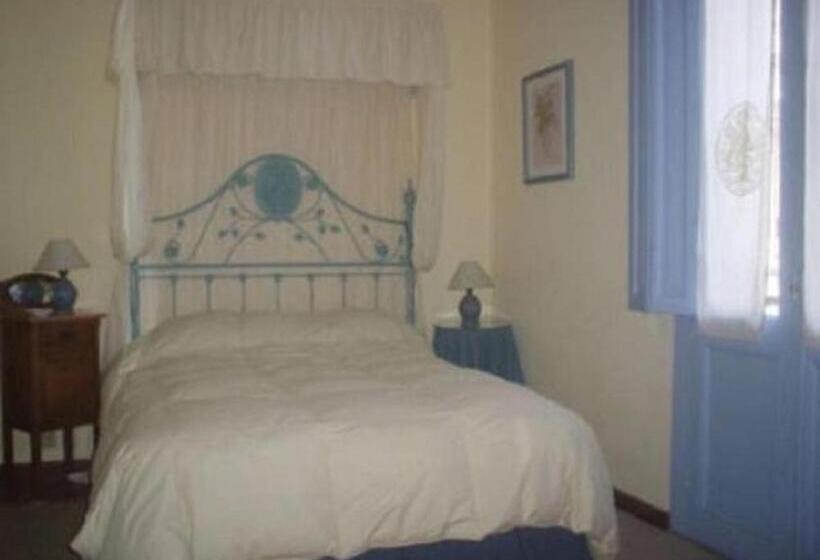 هتل Posada Del Angel