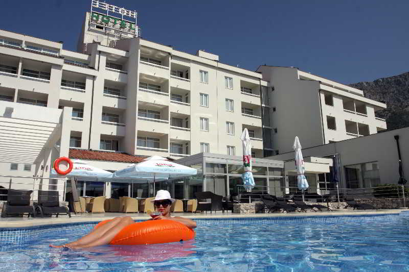 ホテル Quercus - All Inclusive