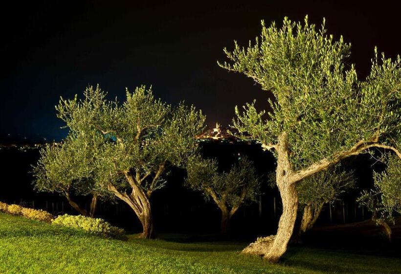 فندق Ristorante Cantina Langelina