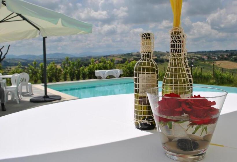 فندق Ristorante Cantina Langelina